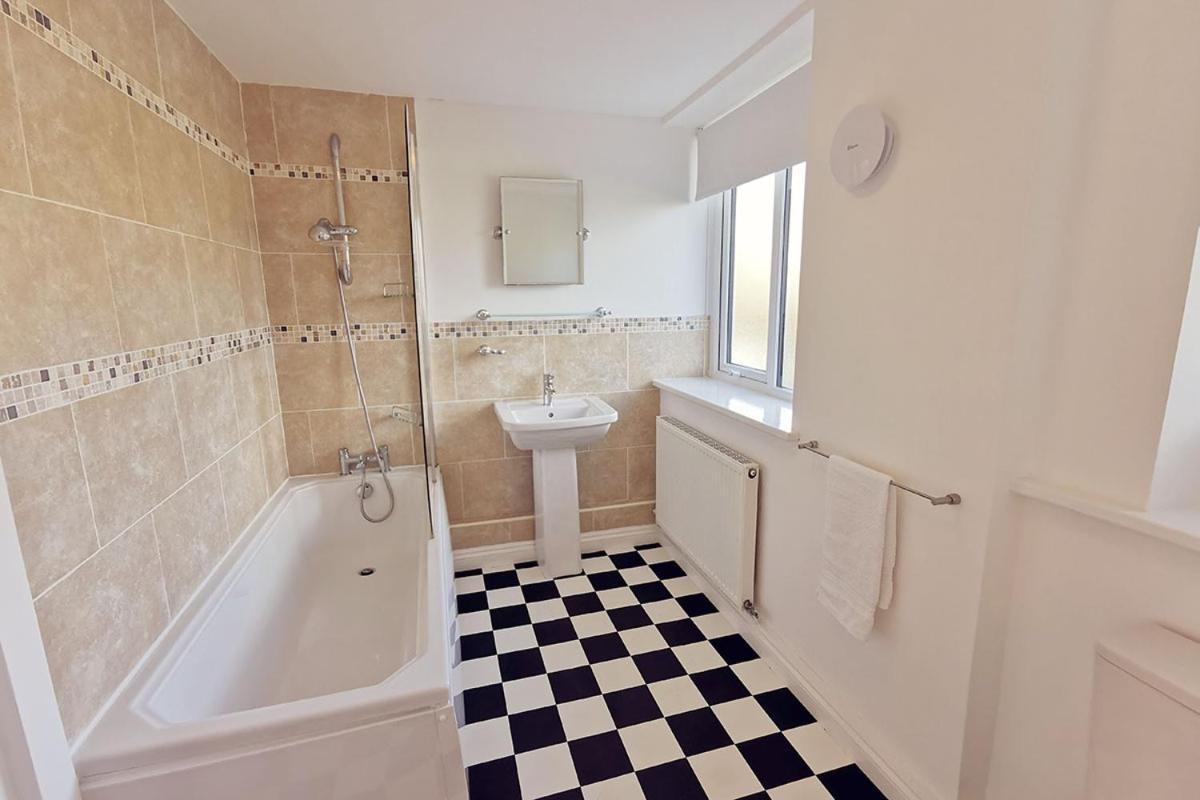 Cae Grugog Cottage-3 Bed-Sleeps 6-Ground Floor Bathroom Тріарддур Екстер'єр фото